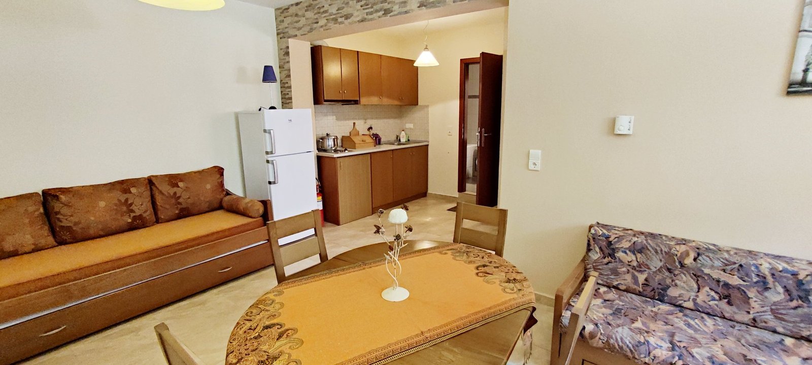 Apartments-Giota-Semi-Basement-2